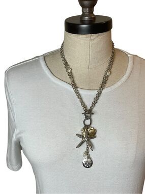 Seashell & Starfish Pendant Necklace in Silver and Gold - Women Jewelry